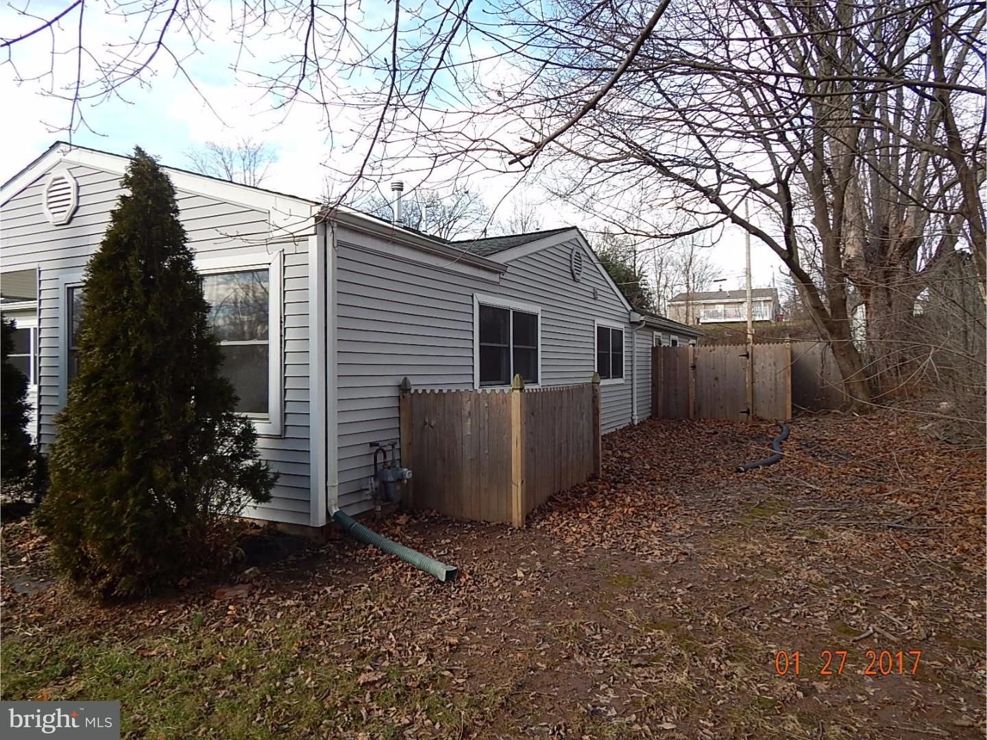 33 Henry Road Norristown, PA 19403 - Photo 6 of 23 Exterior Side