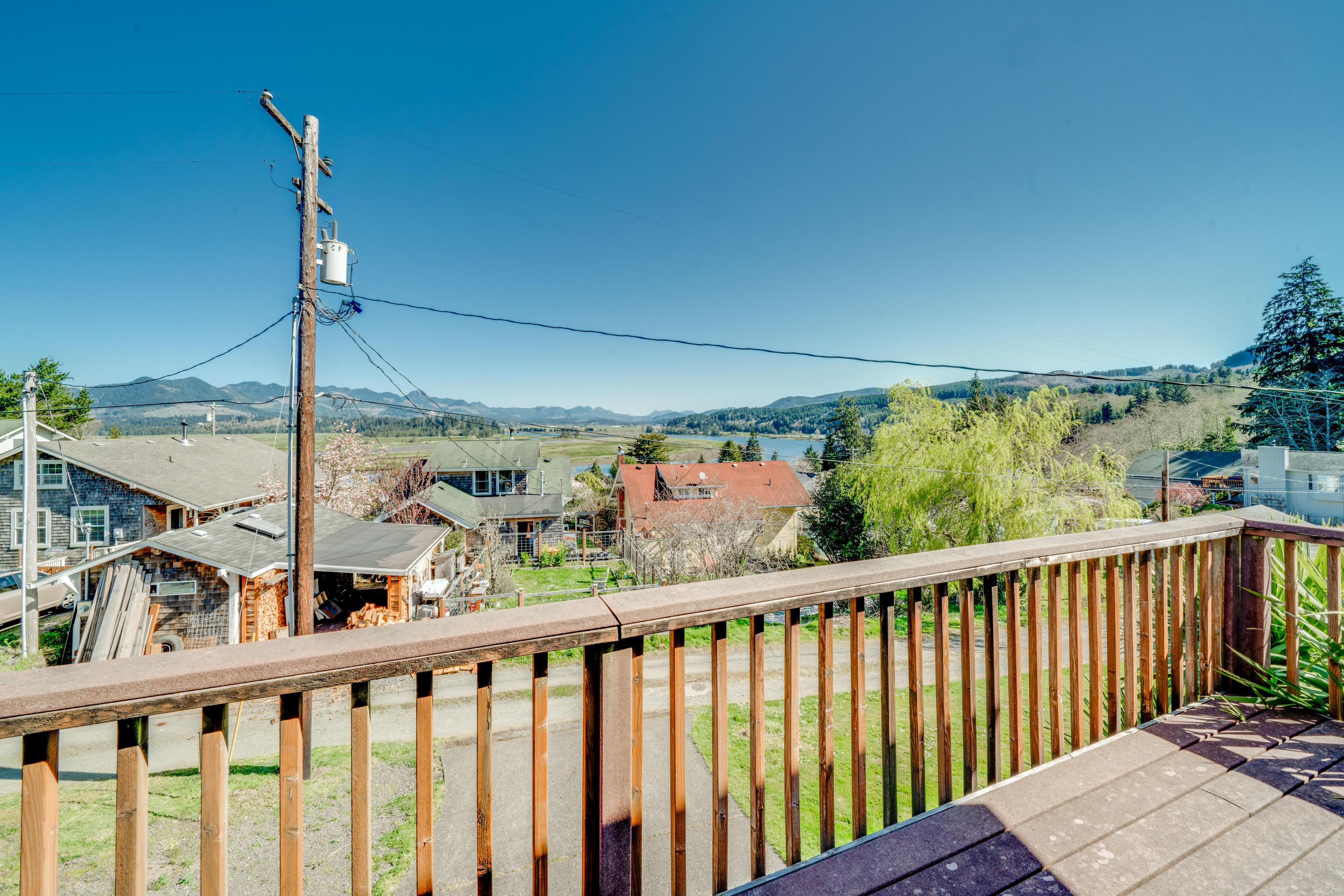 178 South River View Street Wheeler, OR 97147 - Photo 9 of 32 Deck off of master bedroom