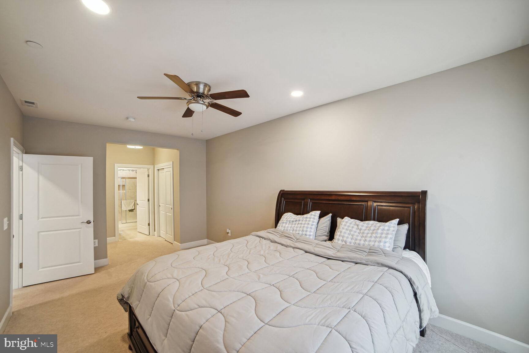 10520 Resort Road, Unit 203 Ellicott City, MD 21042 - Photo 10 of 20 Gallery Image 10