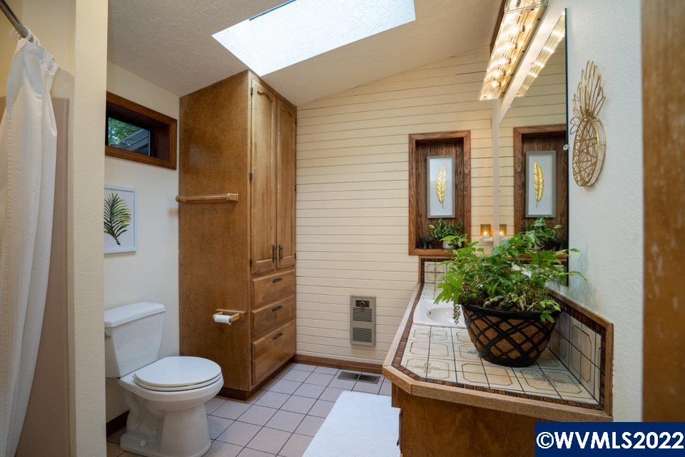 5400 Vitae Springs Road South Salem, OR 97306 - Photo 11 of 42