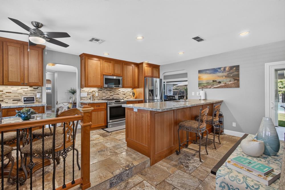 3812 Dell Road Carmichael, CA 95608 - Photo 19 of 64