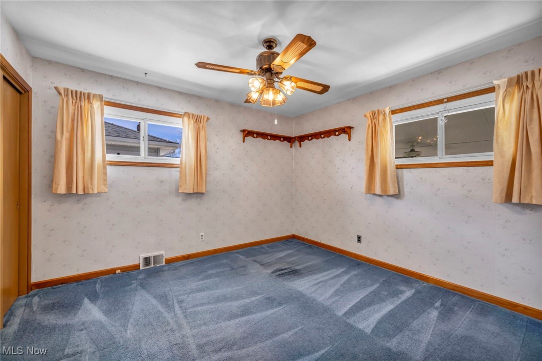 28744 Forest Road Eastlake, OH 44095 - Photo 11 of 32