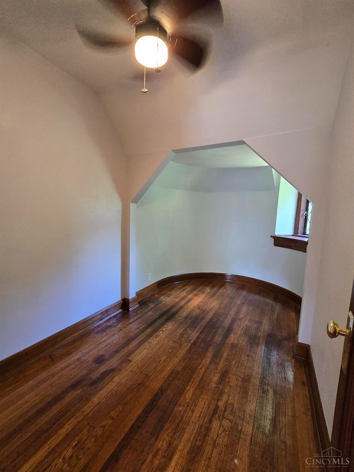2019 Adams Road Cincinnati, OH 45231 - Photo 26 of 70 Gallery Image 26