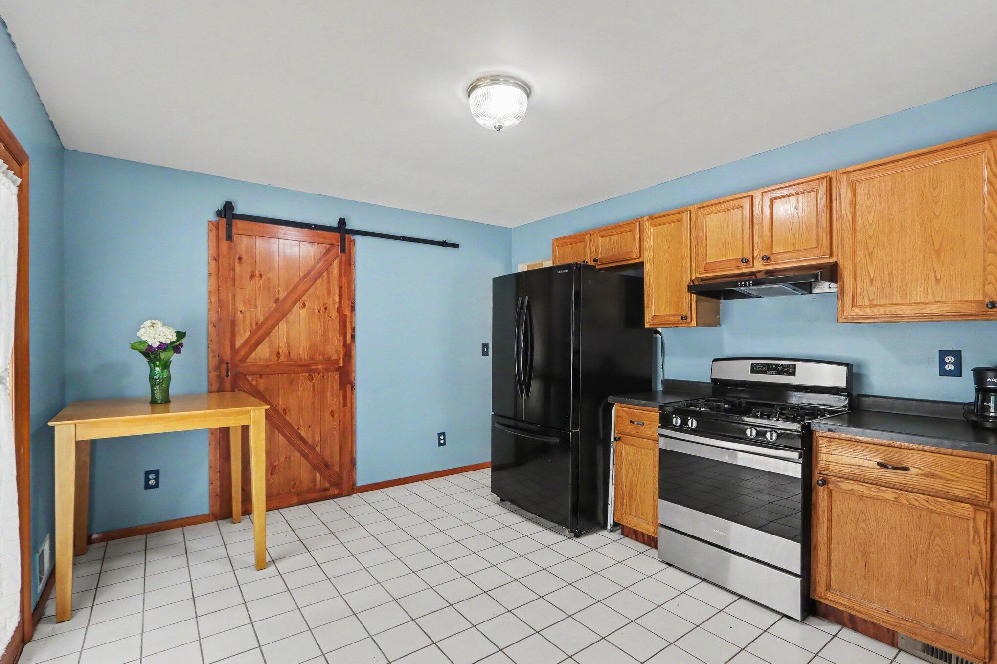 11750 Lewis Road Plainwell, MI 49080 - Photo 8 of 28 005_file_4249