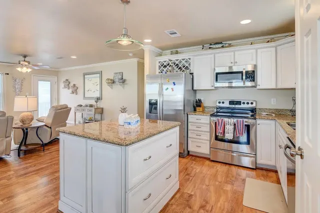 $3,500 | 22122 Cantina Drive, Galveston, TX 77554