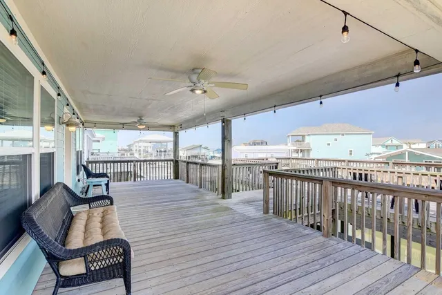 $3,500 | 22122 Cantina Drive, Galveston, TX 77554