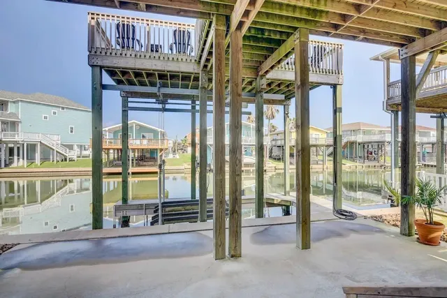 $3,500 | 22122 Cantina Drive, Galveston, TX 77554