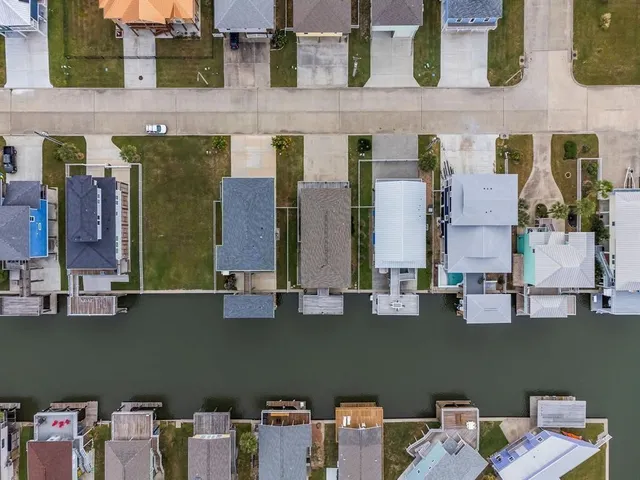 $3,500 | 22122 Cantina Drive, Galveston, TX 77554