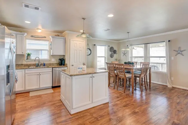 $3,500 | 22122 Cantina Drive, Galveston, TX 77554