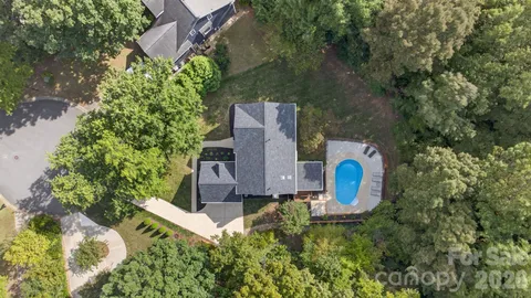 a picture of a bench in the front