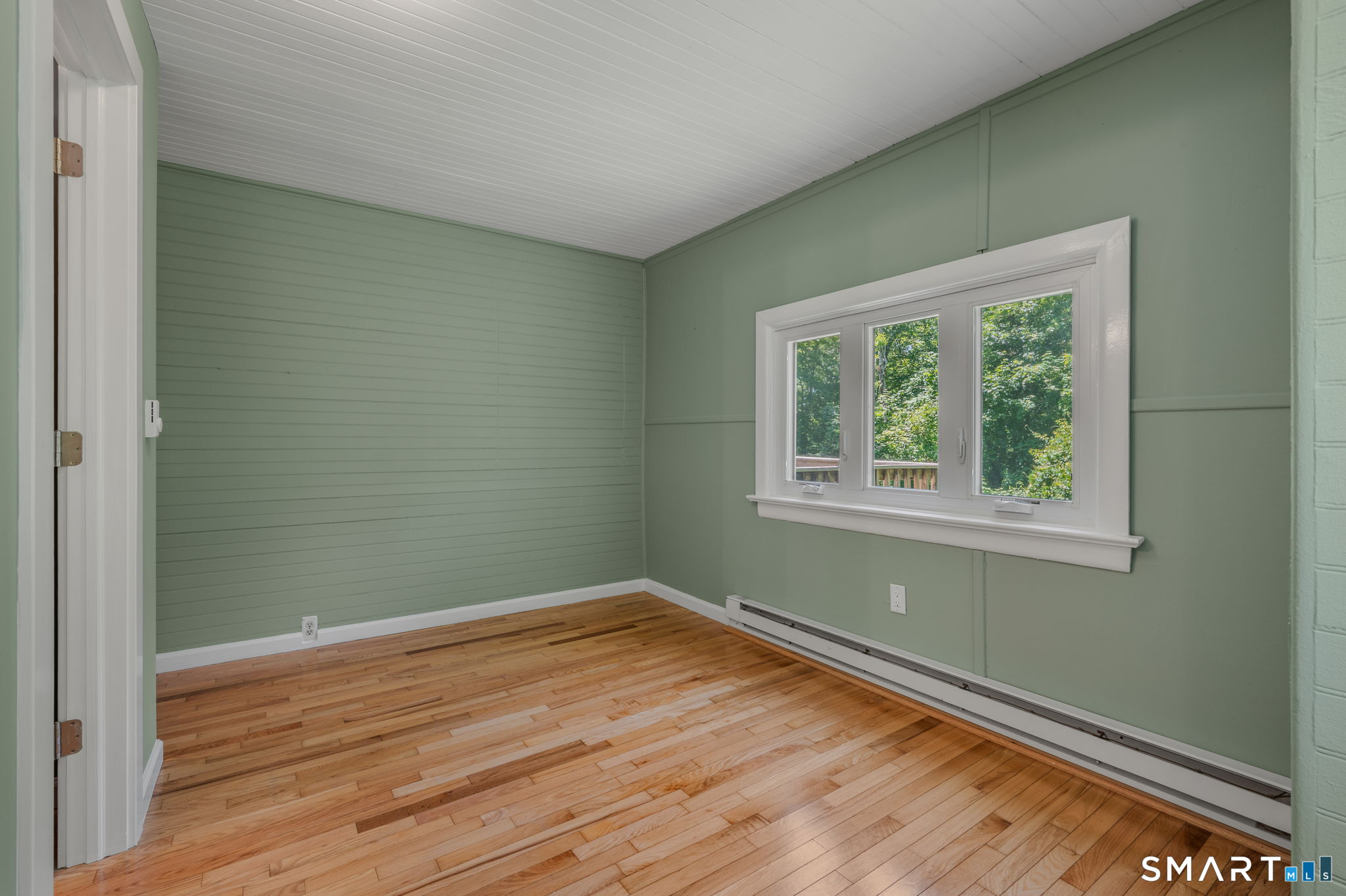 42 Shawandassee Road Waterford, CT 06385 - Photo 24 of 32