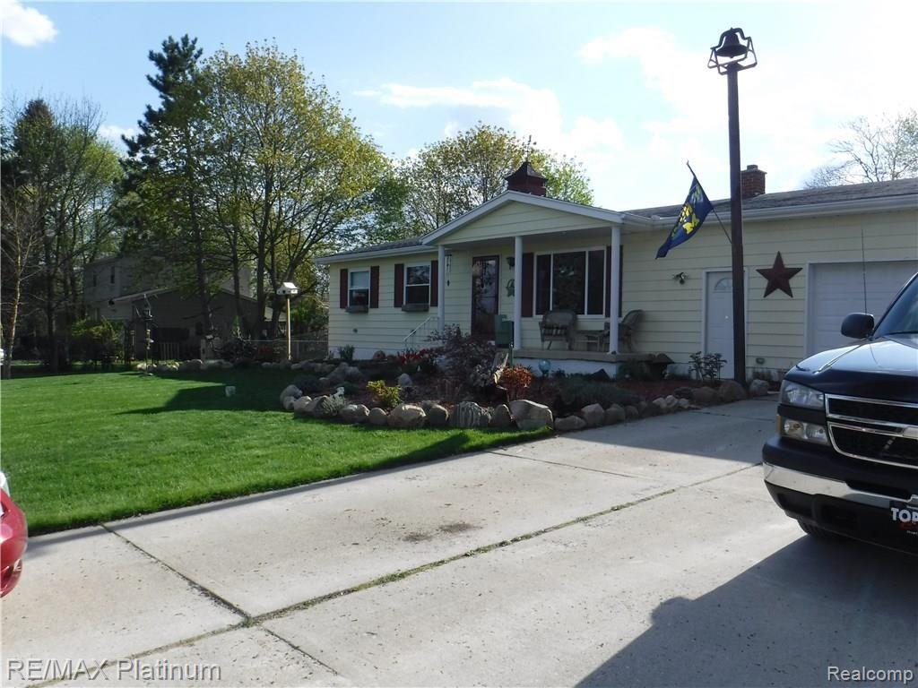 1469 North Van Vleet Road Flushing, MI 48433 - Photo 25 of 25 DSCF0046.JPG
