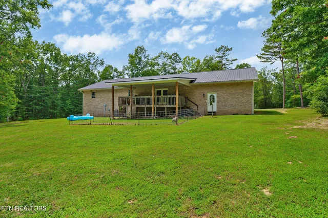 $349,900 | 1011 Fox Ridge Drive, Grimsley, TN 38565