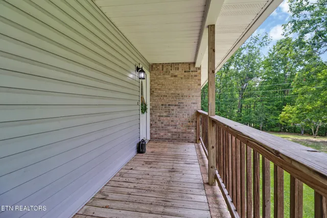 $349,900 | 1011 Fox Ridge Drive, Grimsley, TN 38565