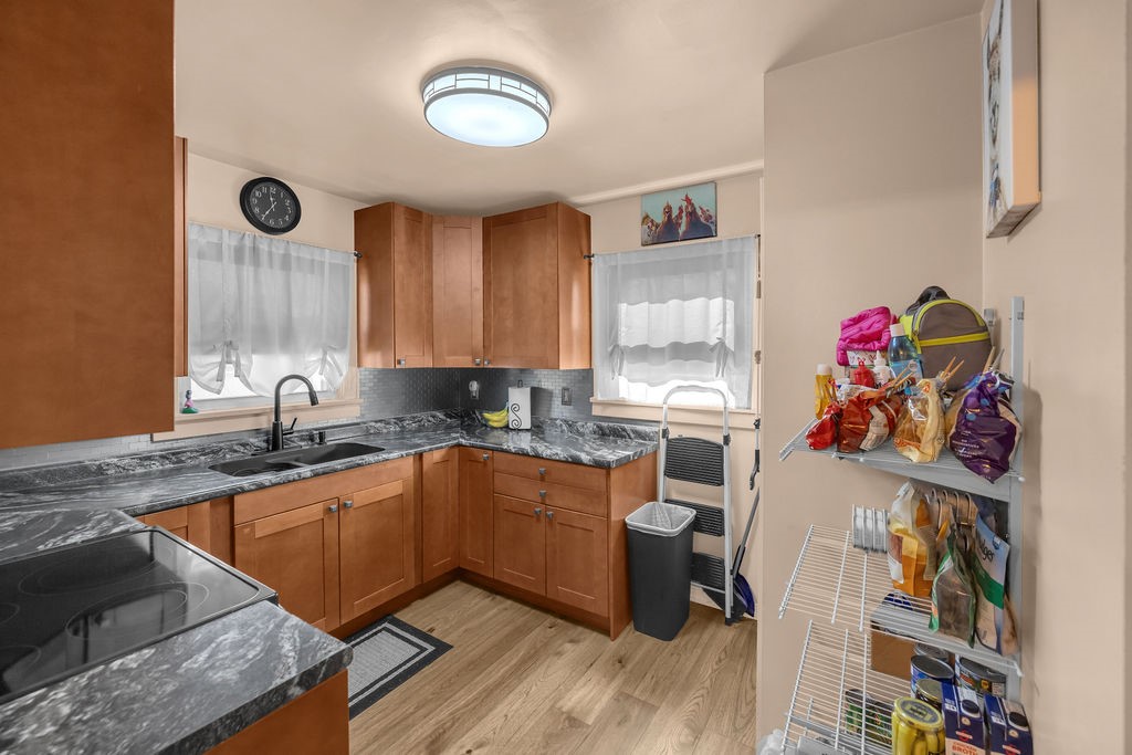 558 North Hillcrest Boulevard Decatur, IL 62522 - Photo 10 of 29 Gallery Image 10