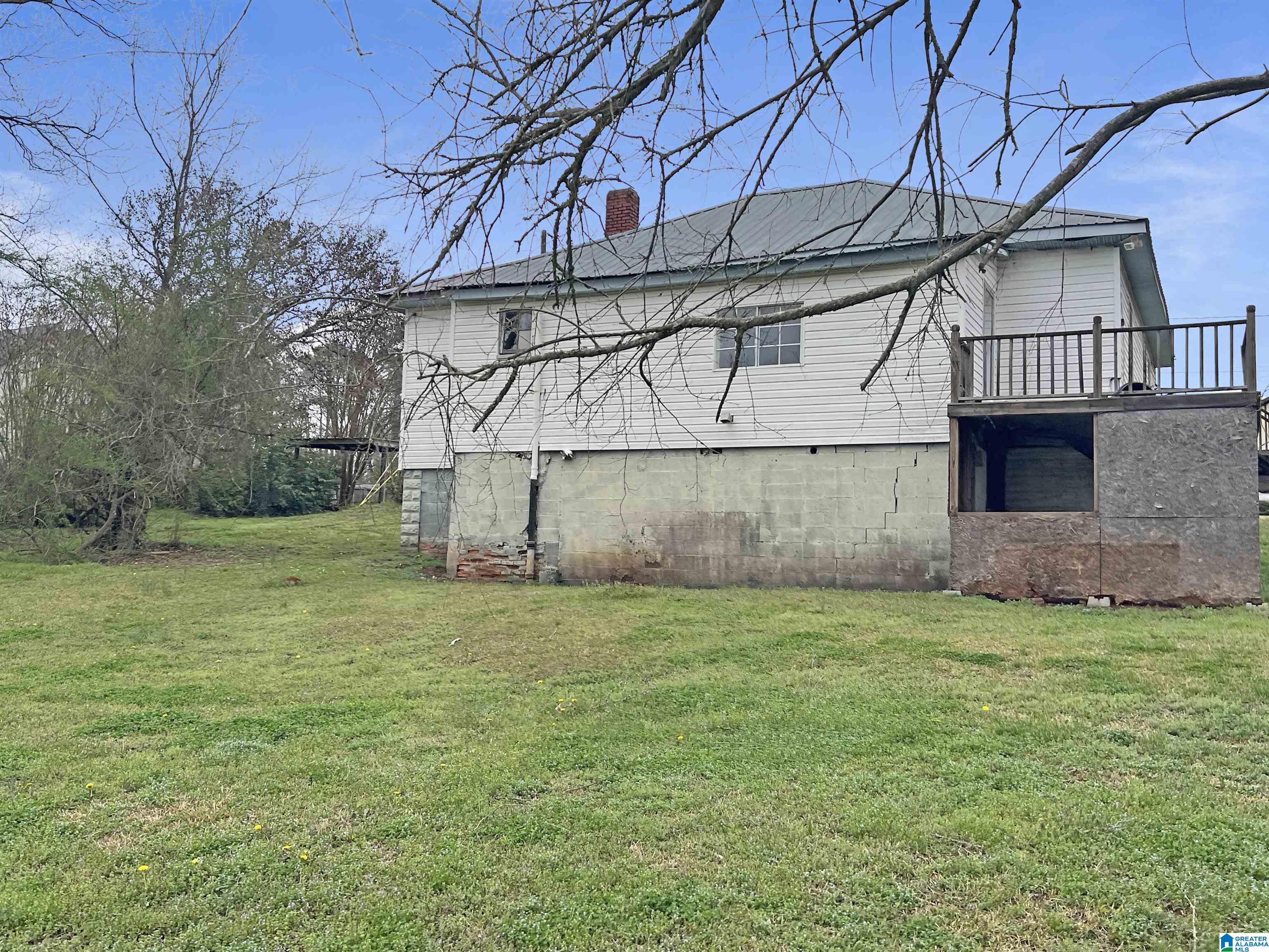 137 Price Street Roanoke, AL 36274 - Photo 5 of 20