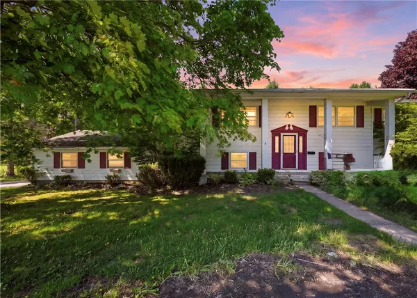 $299,000 | 34 Broadway Street, Oakfield, NY 14125