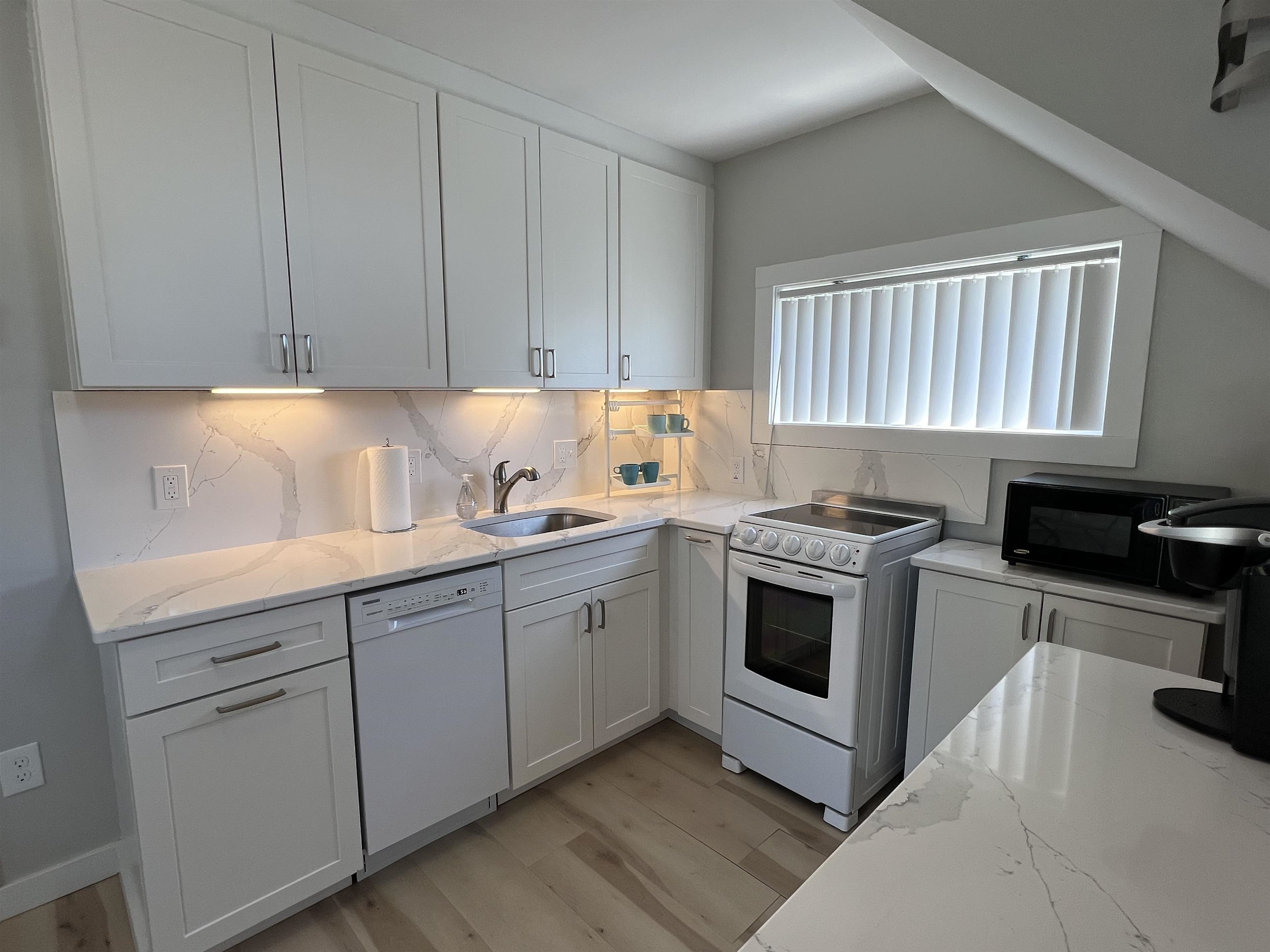 470 Winnacunnet Road, Unit 1 Hampton, NH 03842 - Photo 26 of 43