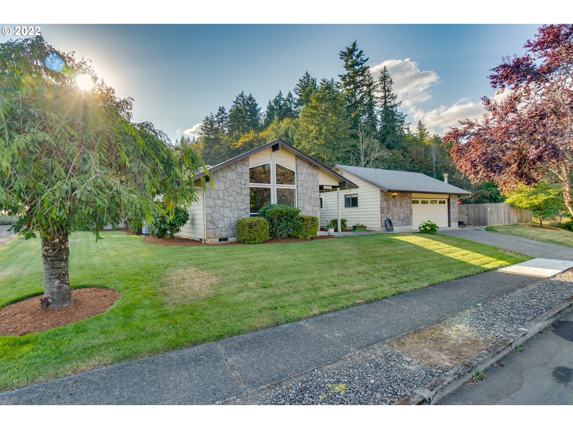 2209 Division Street Camas, WA 98607 - Photo 1 of 32 Gallery Image 1