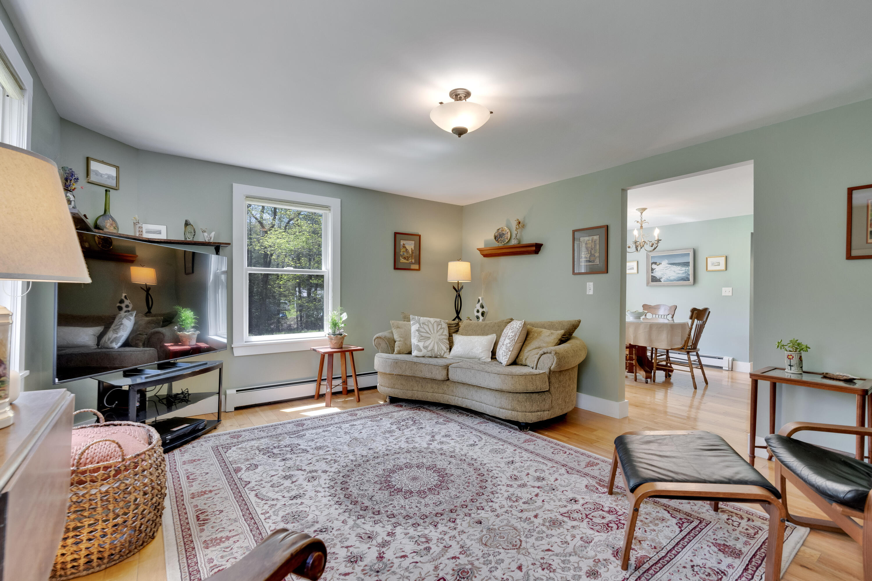 241 Old Stage Road Arrowsic, ME 04530 - Photo 26 of 51 Living Room
