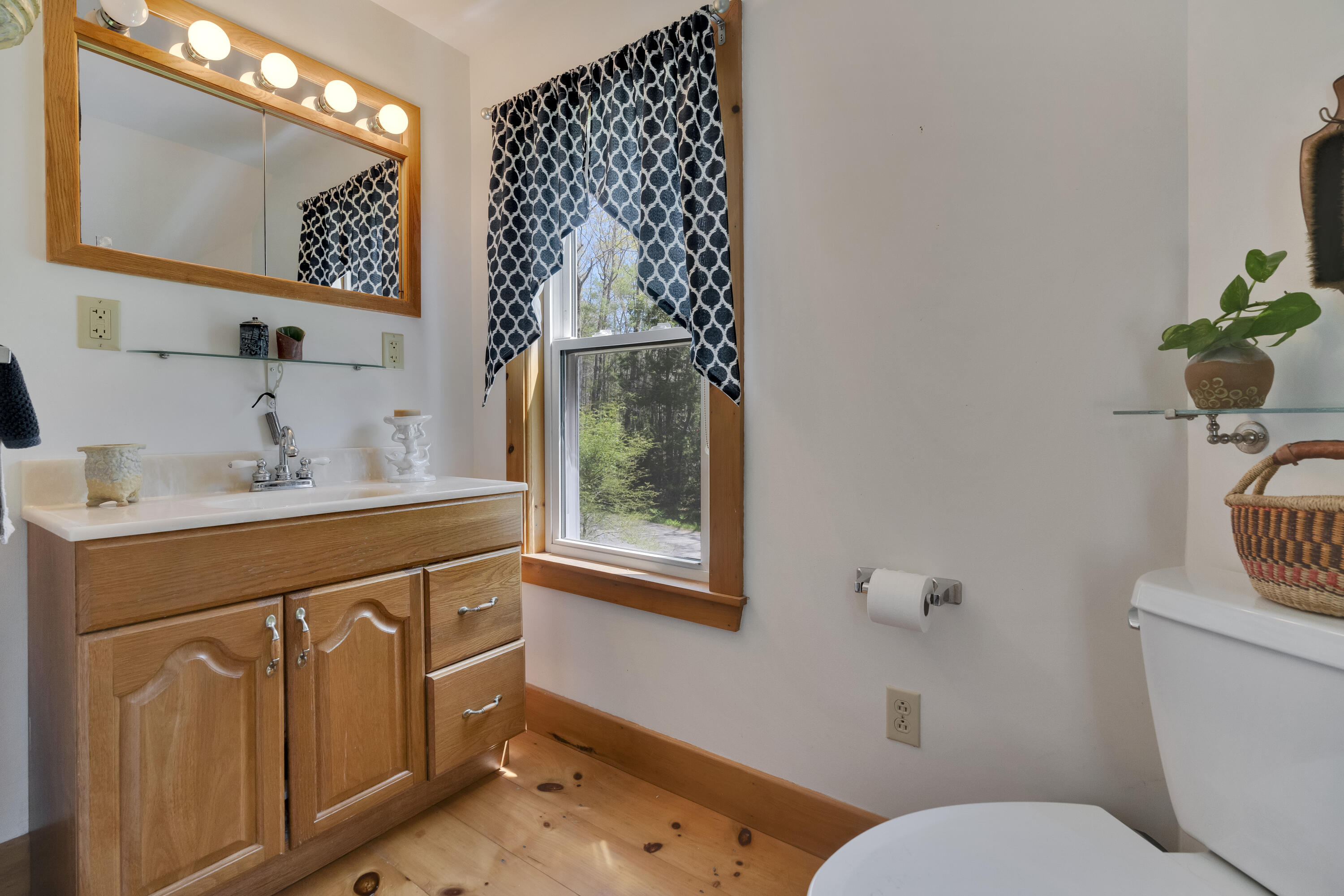 241 Old Stage Road Arrowsic, ME 04530 - Photo 37 of 51 Second Full Bath