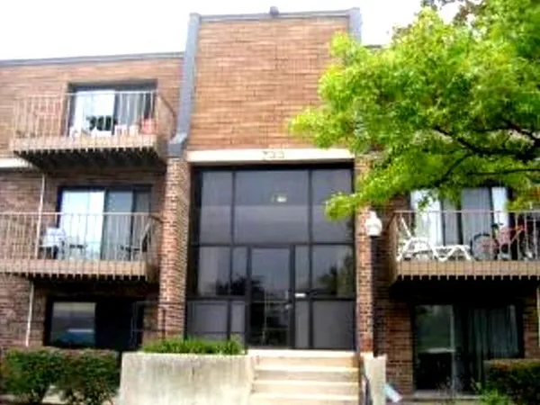$1,850 | 733 Limerick Lane, Unit 3D, Schaumburg, IL 60193