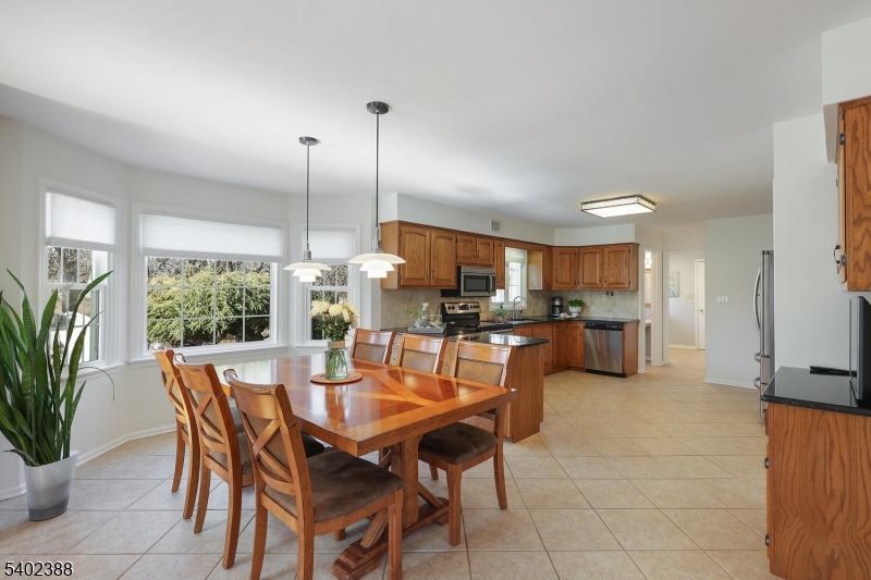 8 Bronson Way Skillman, NJ 08558 - Photo 15 of 50