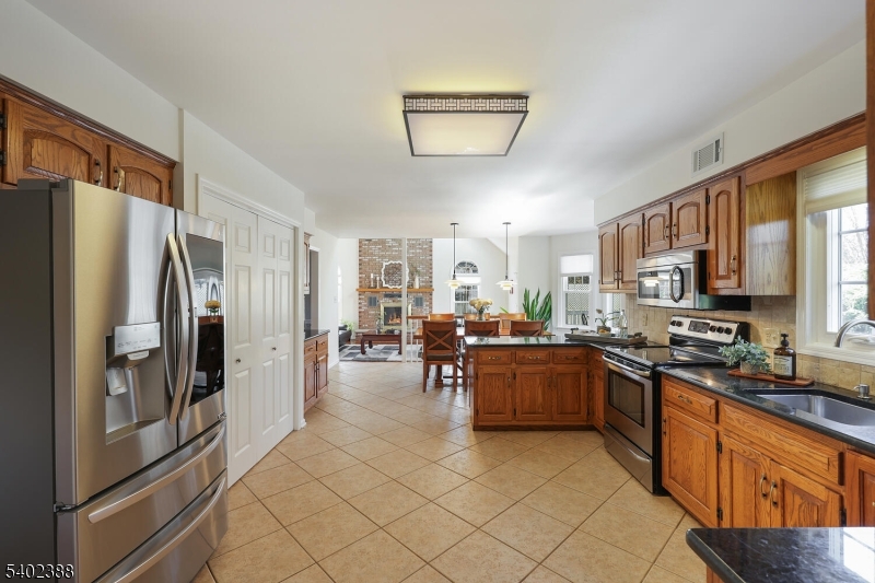 8 Bronson Way Skillman, NJ 08558 - Photo 17 of 50