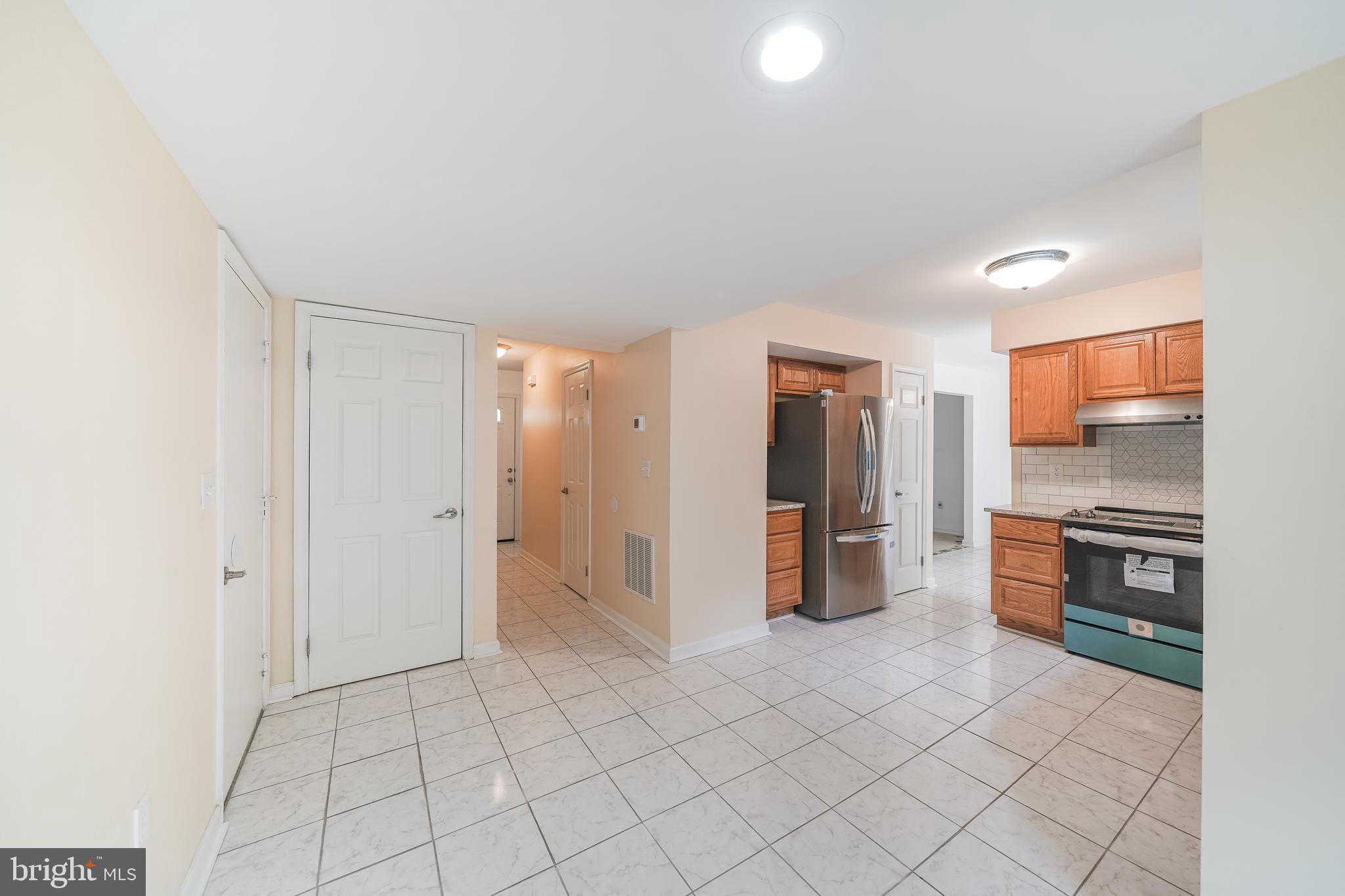 6810 Cherryfield Road Fort Washington, MD 20744 - Photo 3 of 27 Gallery Image 3