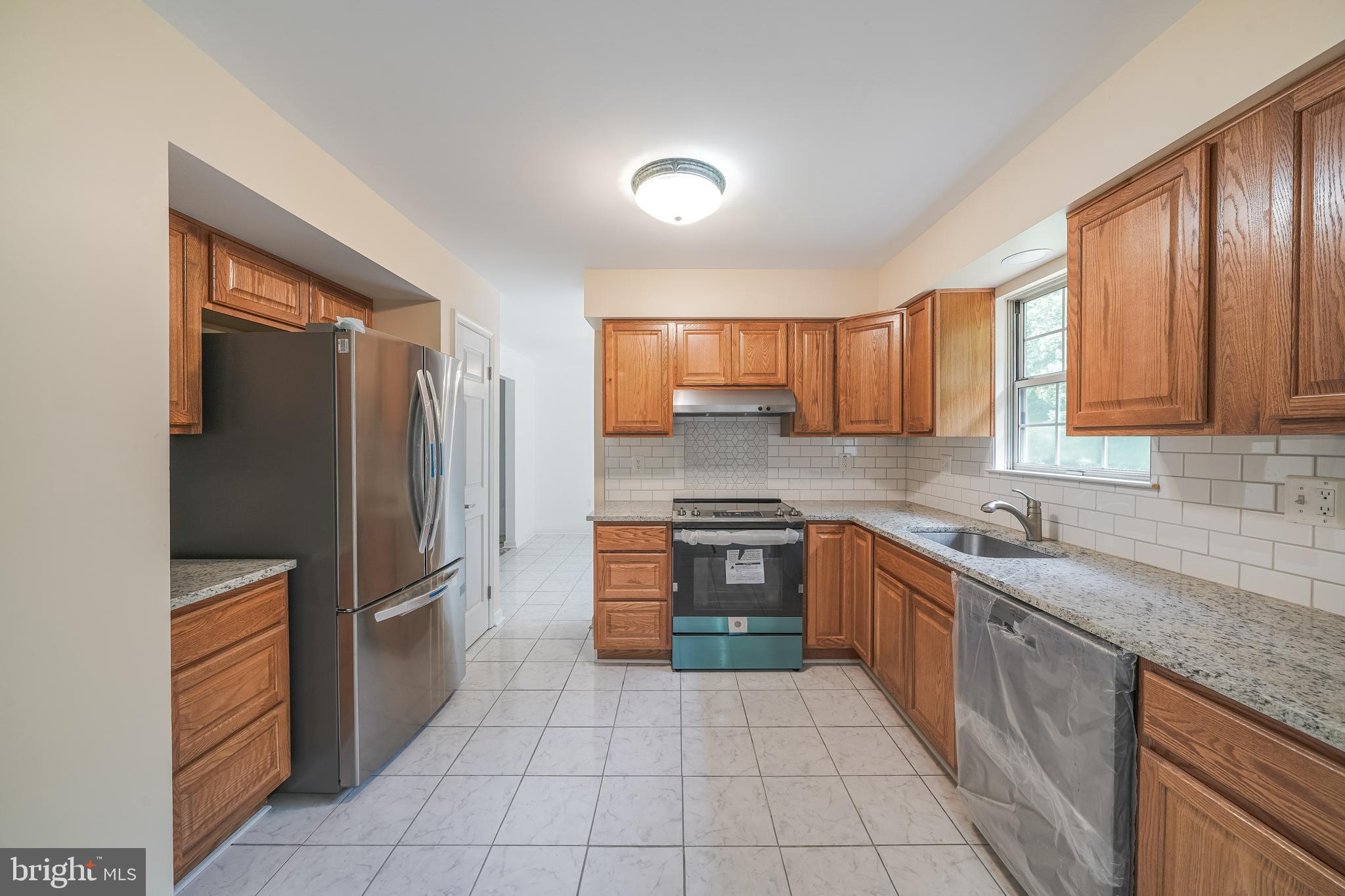 6810 Cherryfield Road Fort Washington, MD 20744 - Photo 4 of 27 Gallery Image 4