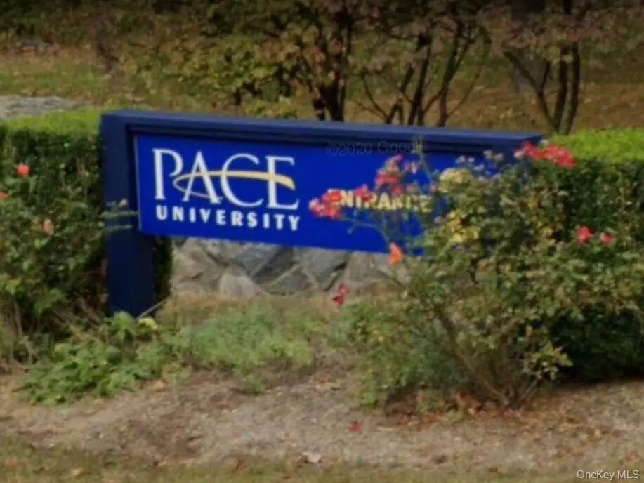 580 Bedford Road, Unit 8 Pleasantville, NY 10570 - Photo 17 of 35 a view of sign board
