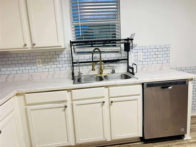 $2,000 | 16133 Windsong Court, Fort Worth, TX 76247