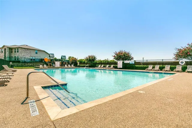 $2,000 | 16133 Windsong Court, Fort Worth, TX 76247