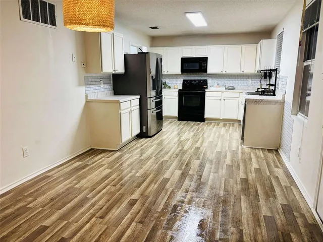 $2,000 | 16133 Windsong Court, Fort Worth, TX 76247