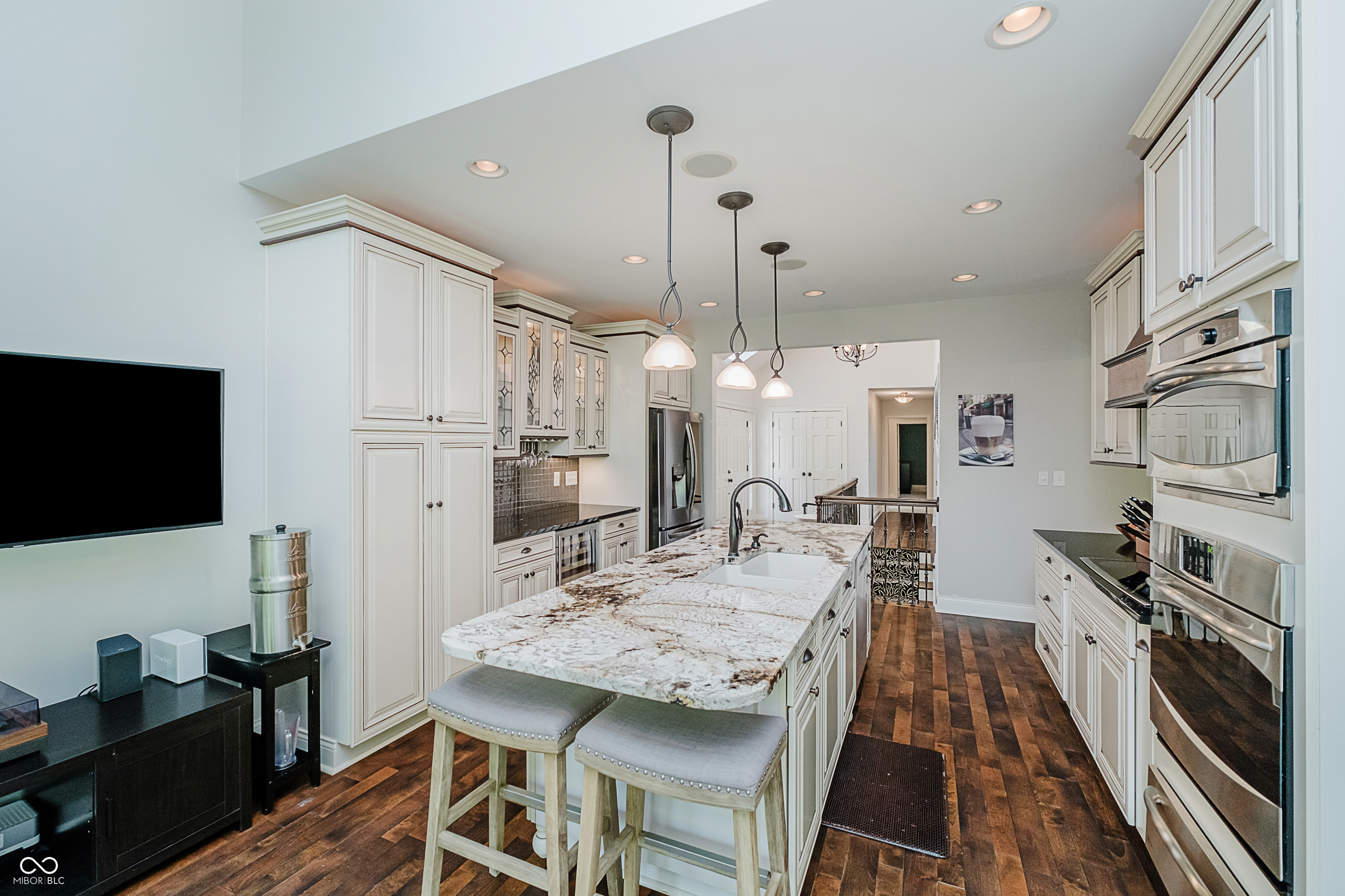 8541 Helmsman Circle Indianapolis, IN 46256 - Photo 6 of 35