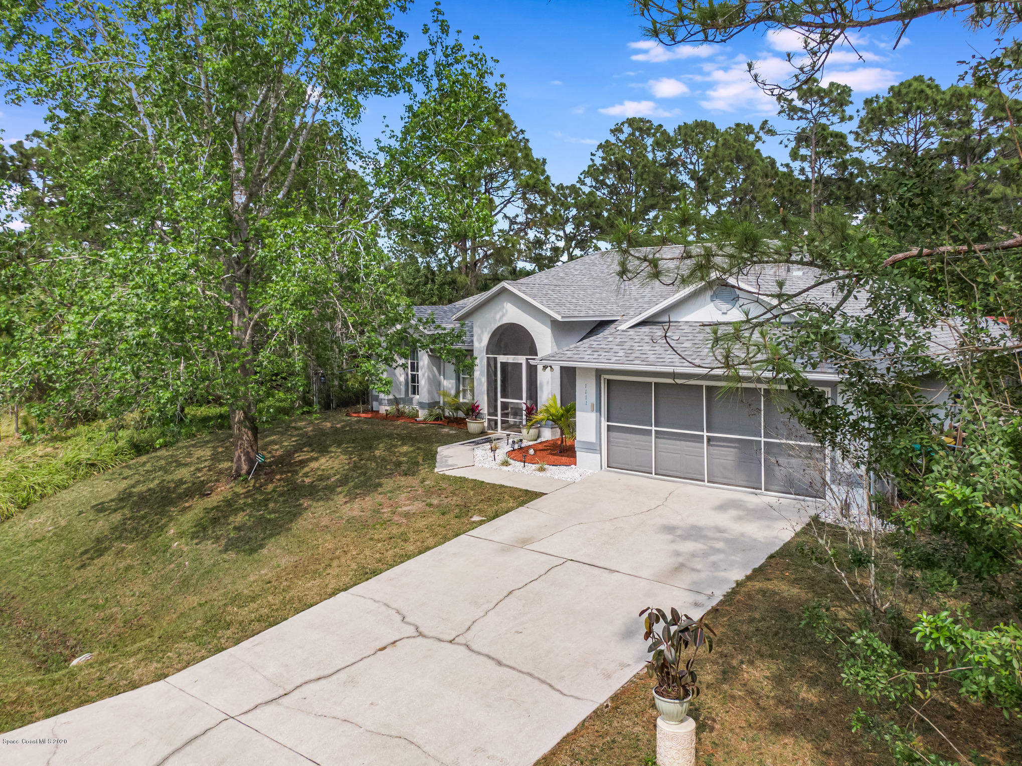 1111 Satin Road Palm Bay, FL 32908 - Photo 4 of 32 Front