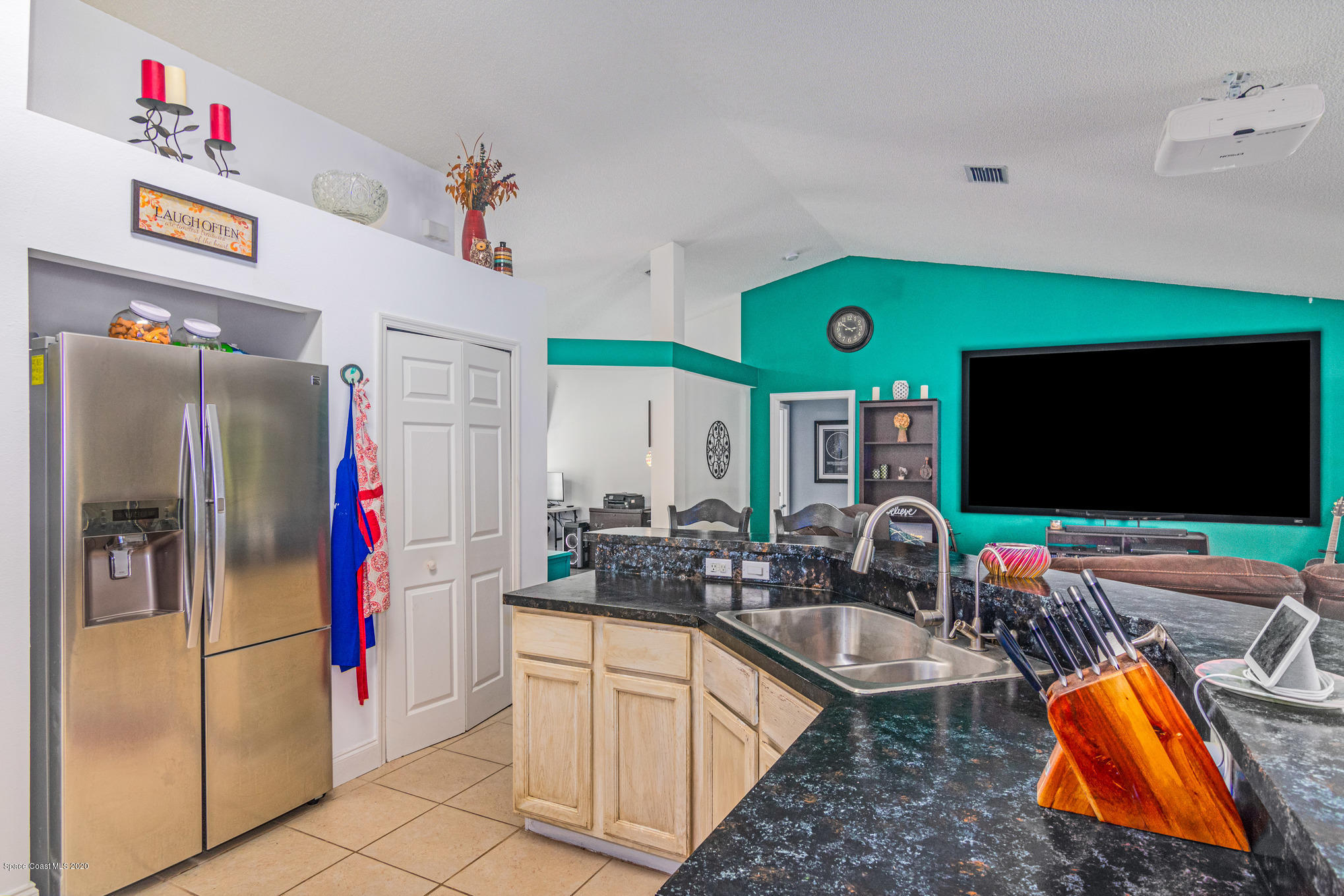 1111 Satin Road Palm Bay, FL 32908 - Photo 9 of 32 Kitchen