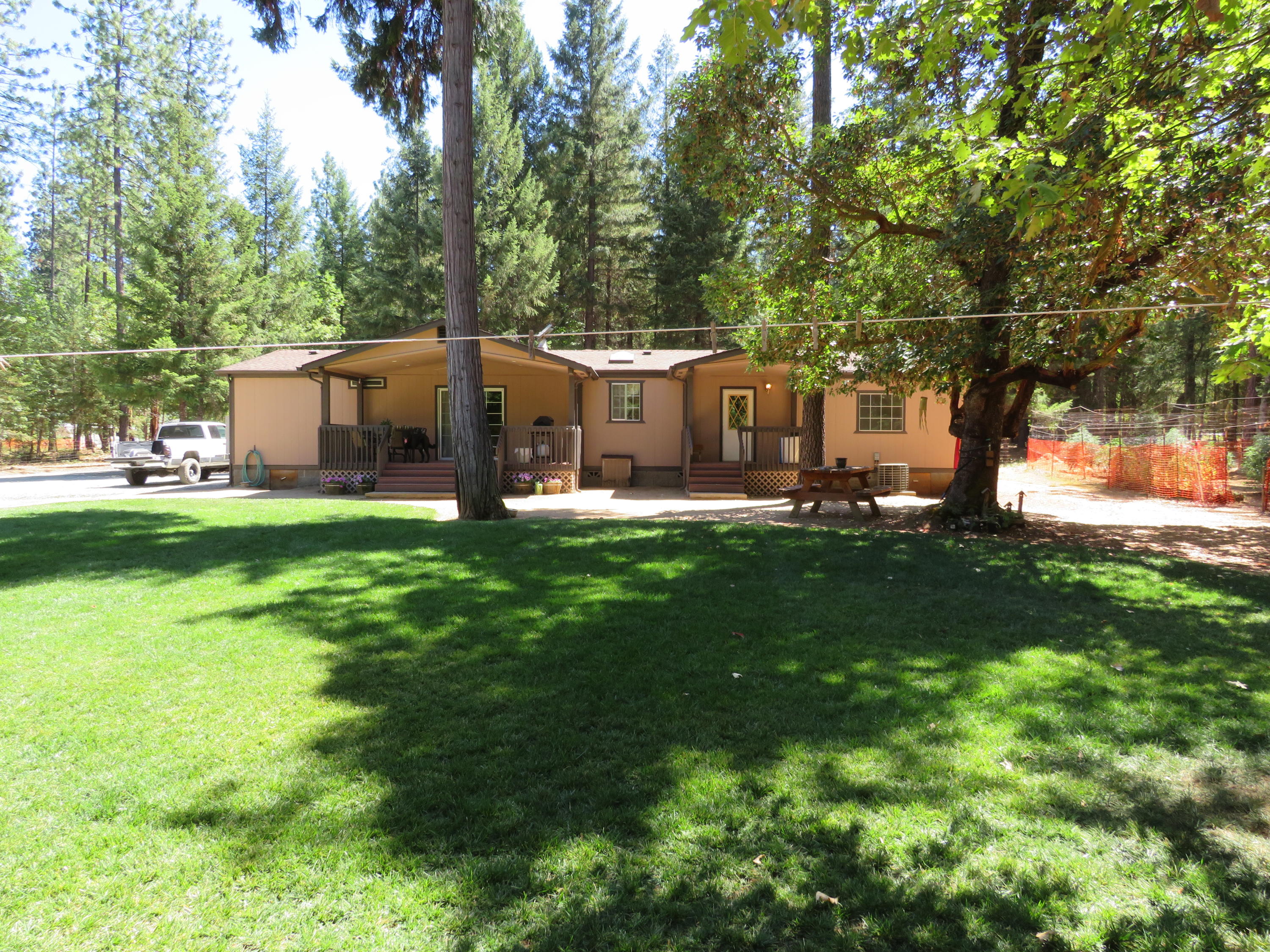 660 Queens Branch Road Rogue River, OR 97537 - Photo 5 of 34 Back Yard