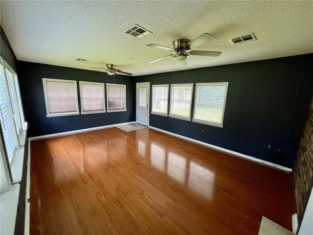 $299,999 | 113 Tinsley Drive, Belle Chasse, LA 70037