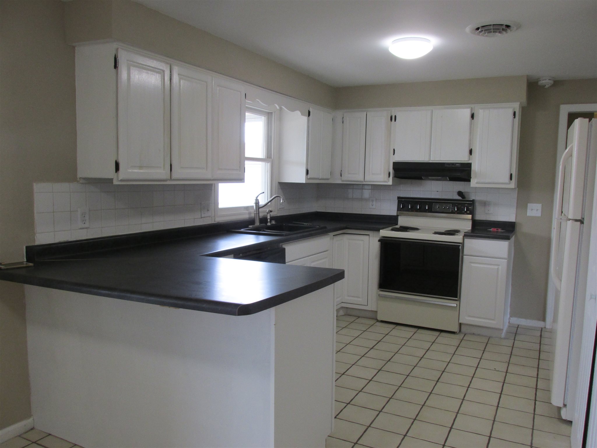 12421 Winchester Road Fort Wayne, IN 46819 - Photo 12 of 35