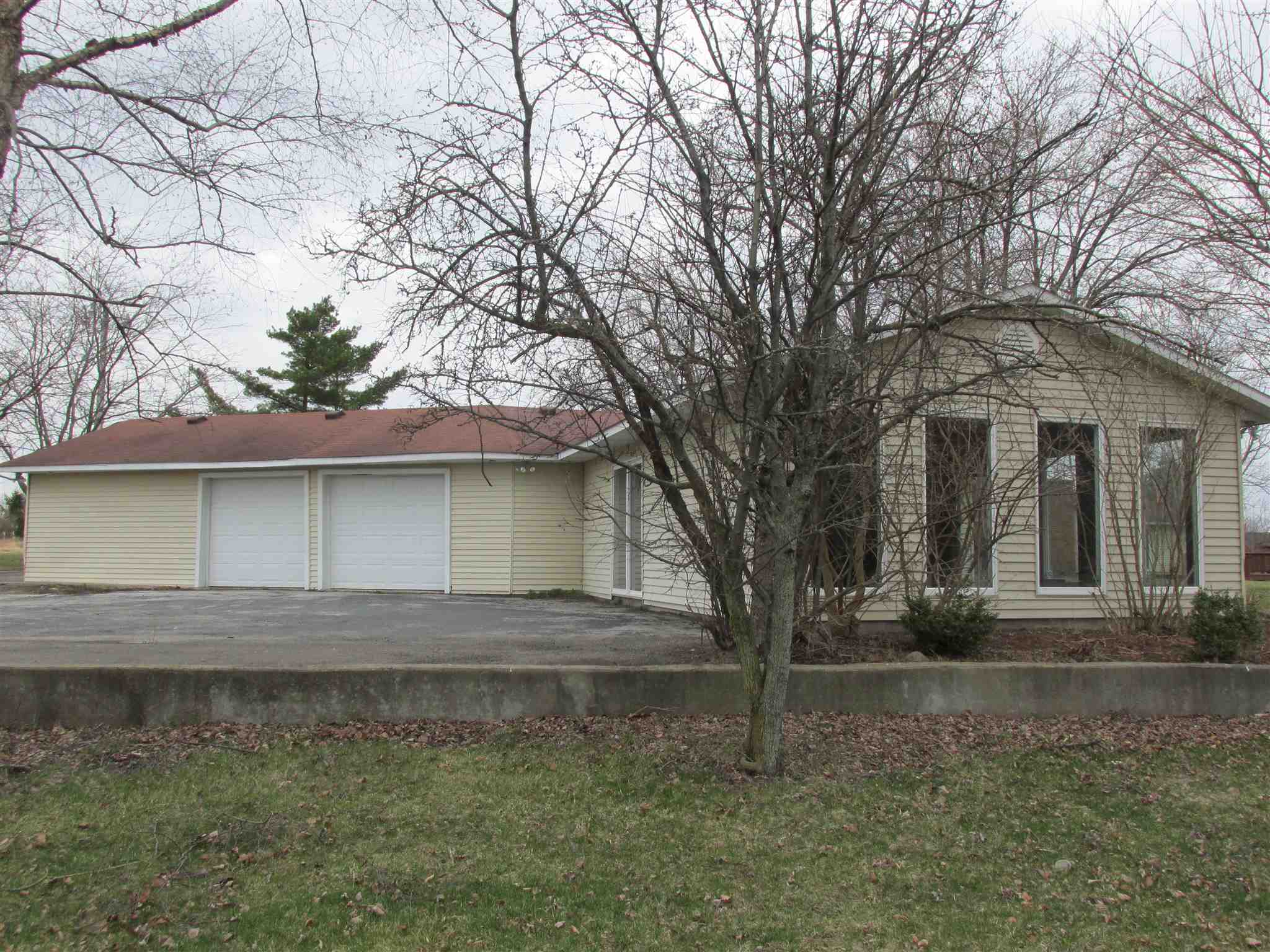 12421 Winchester Road Fort Wayne, IN 46819 - Photo 3 of 35