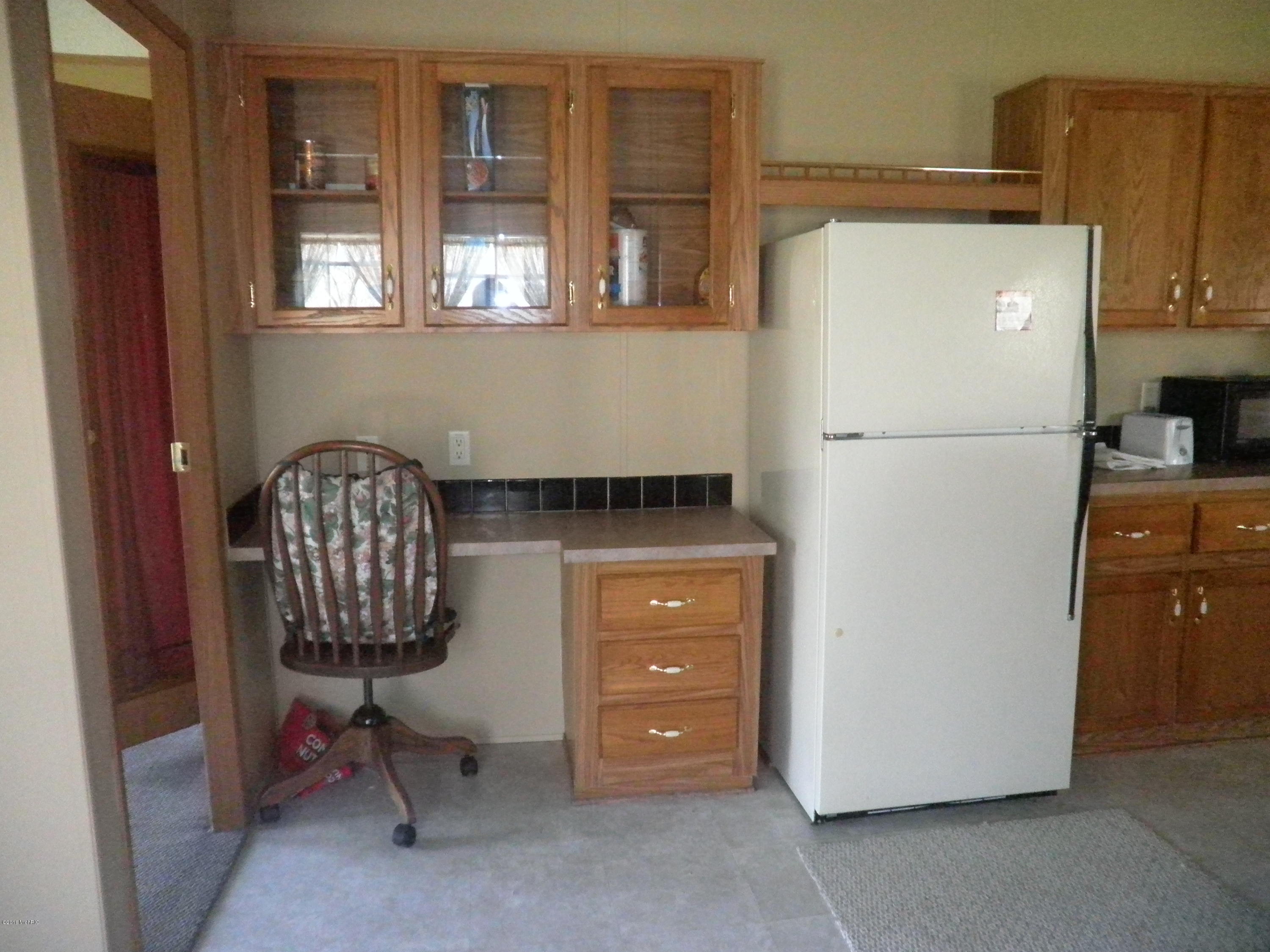 2007 West Long Lake Road Orleans, MI 48865 - Photo 7 of 31 P1010060