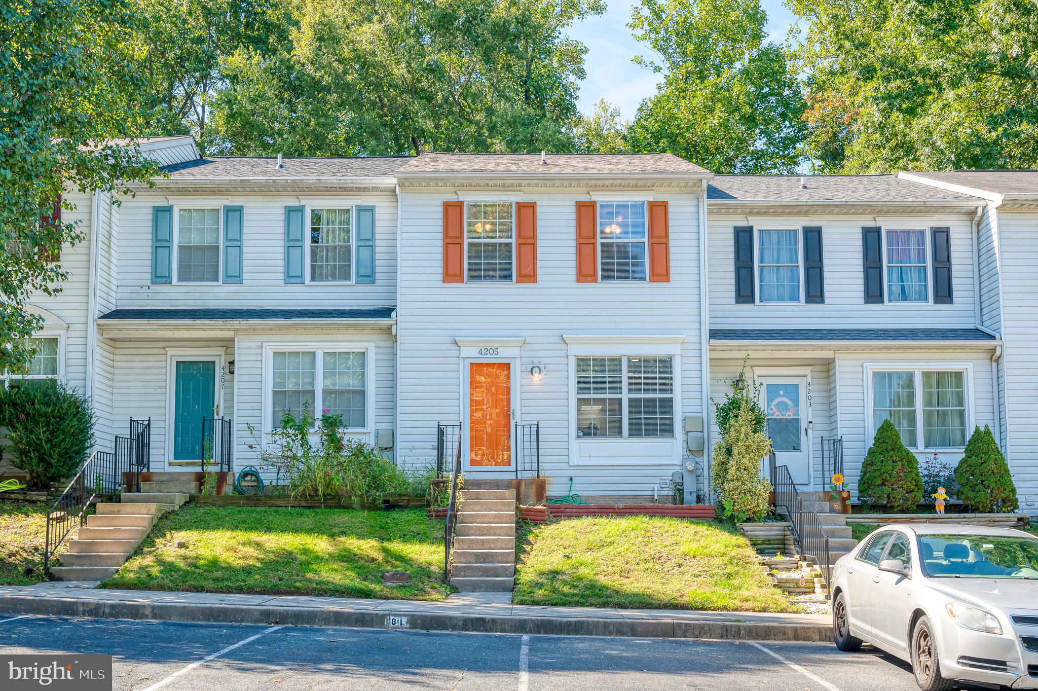 front view of house with a yard