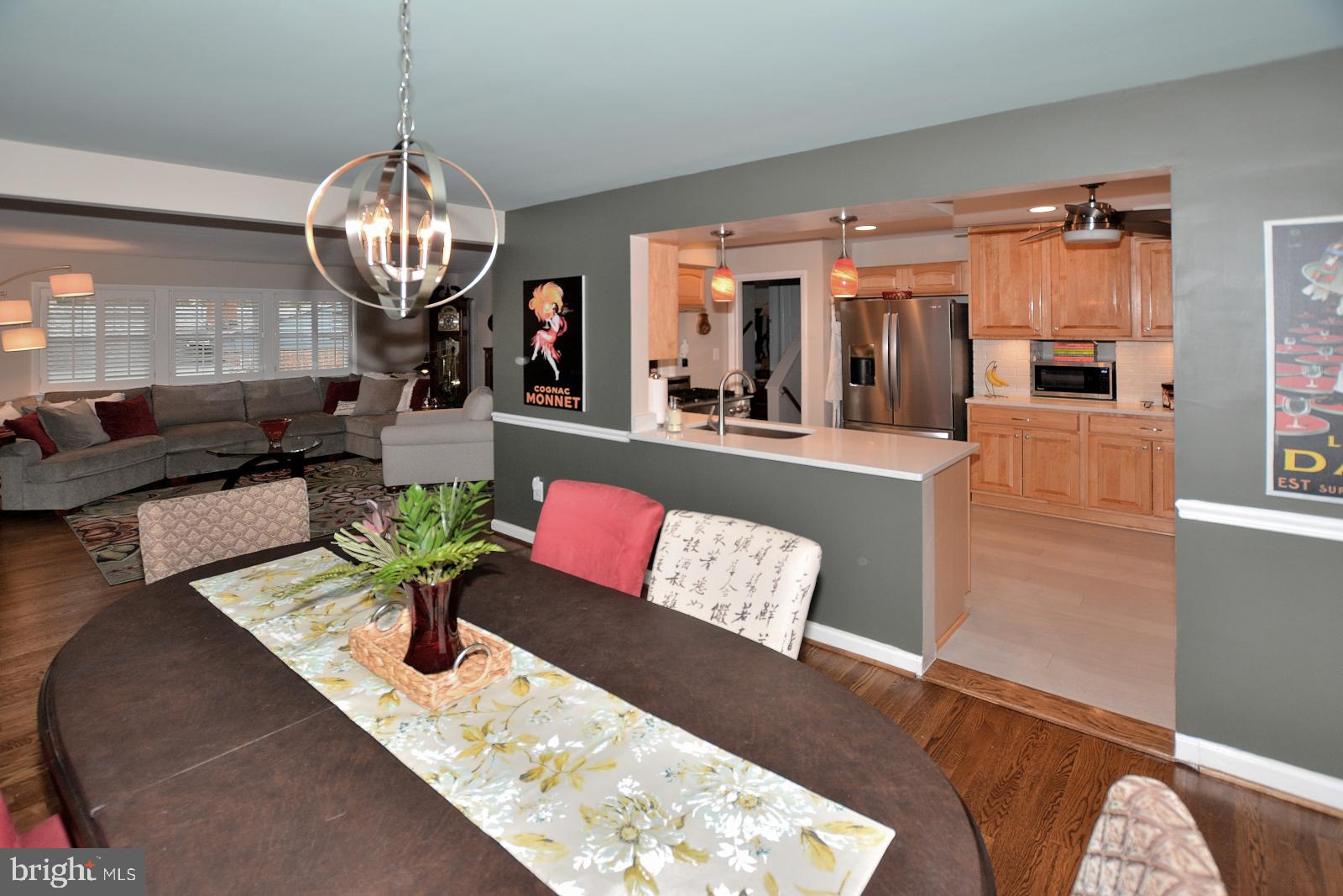 1129 Cameron Road Alexandria, VA 22308 - Photo 14 of 37 Dining Room Just Off Kitchen