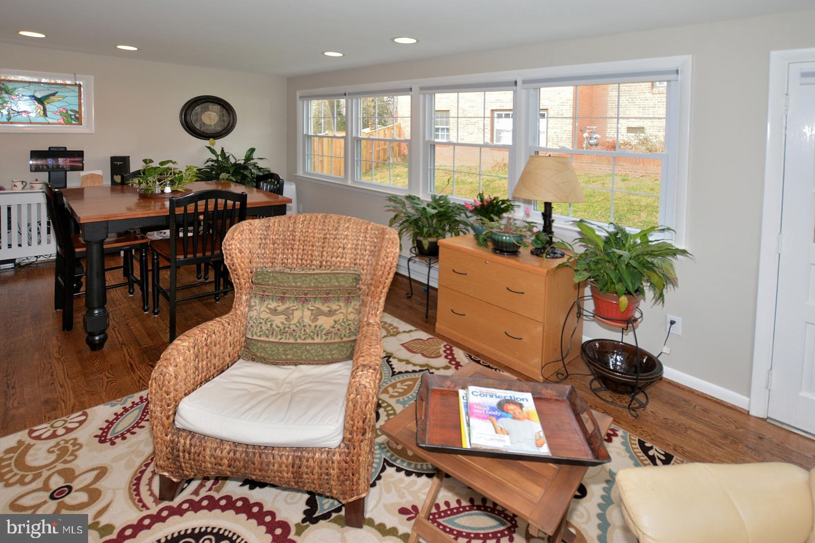 1129 Cameron Road Alexandria, VA 22308 - Photo 16 of 37 Sun/Florida Room - 2nd View