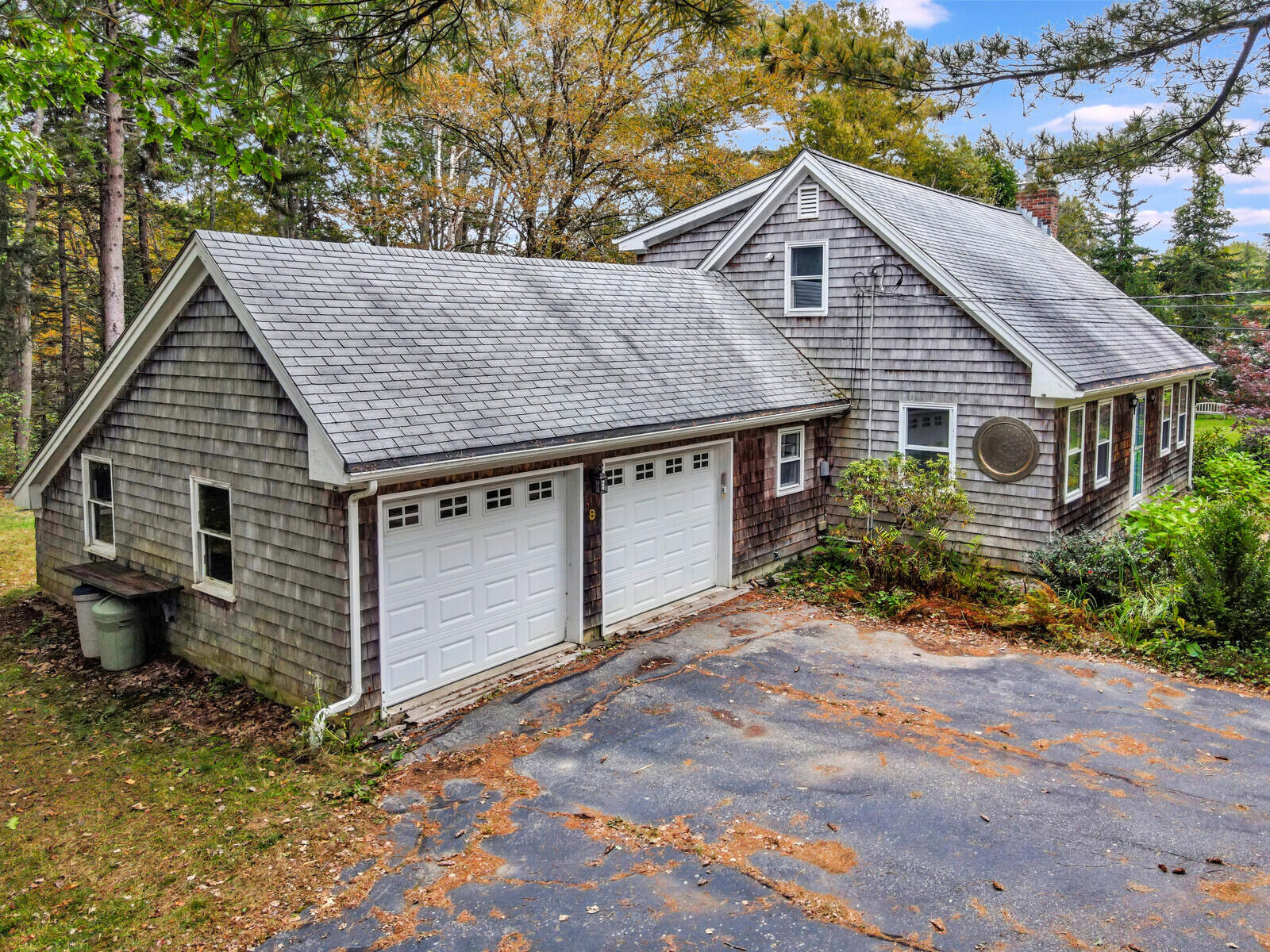 8 Oakridge Road Brunswick, ME 04011 - Photo 5 of 54 8 OAK RIDGE GARAGE