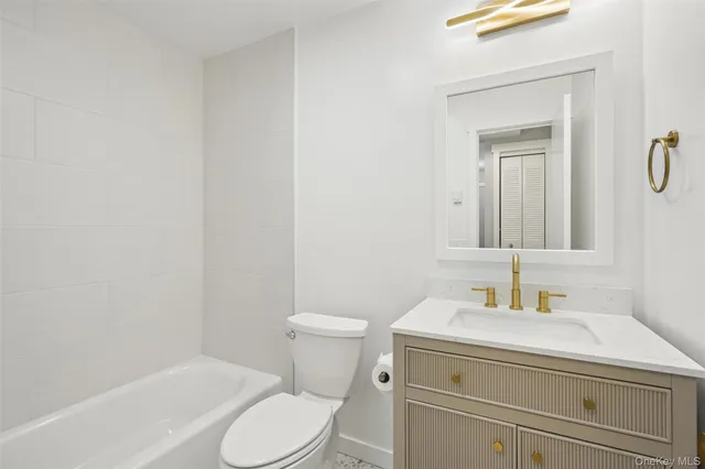 $265,000 | 9 C Kings Court, Unit C, Mohegan Lake, NY 10547