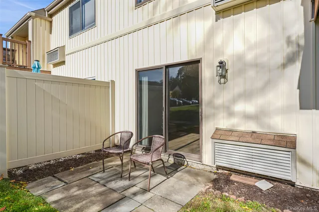 $265,000 | 9 C Kings Court, Unit C, Mohegan Lake, NY 10547