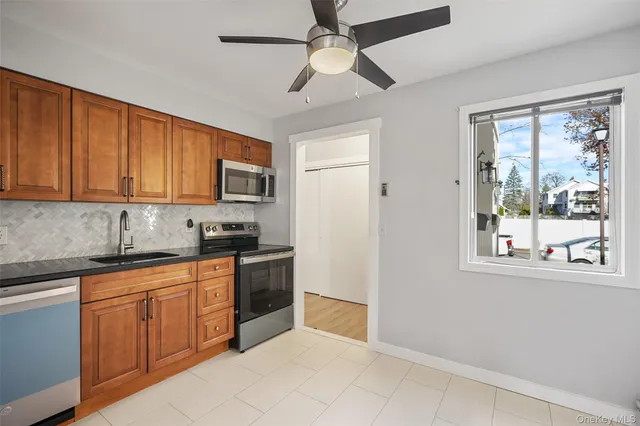 $265,000 | 9 C Kings Court, Unit C, Mohegan Lake, NY 10547