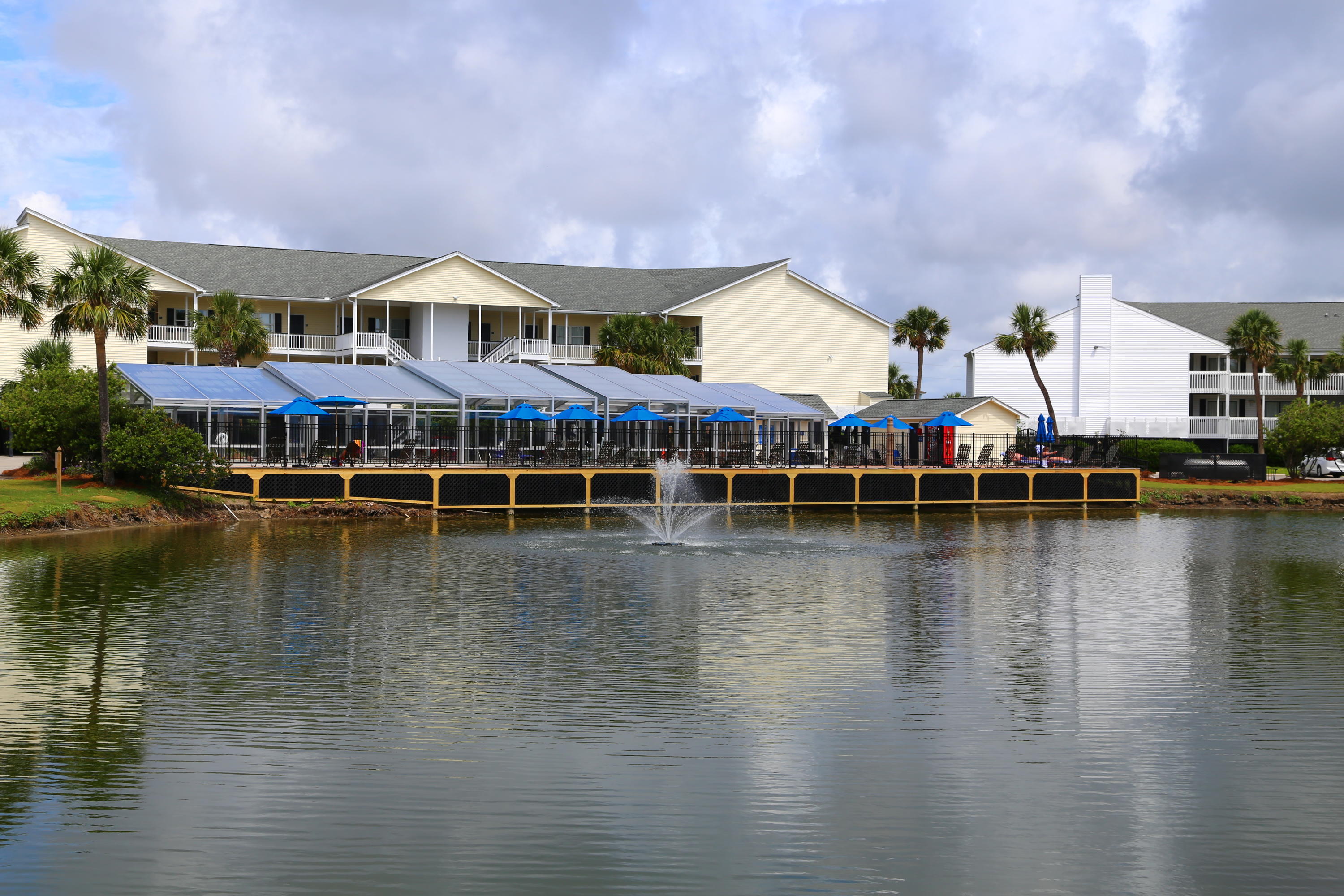 Wyndham covered pool